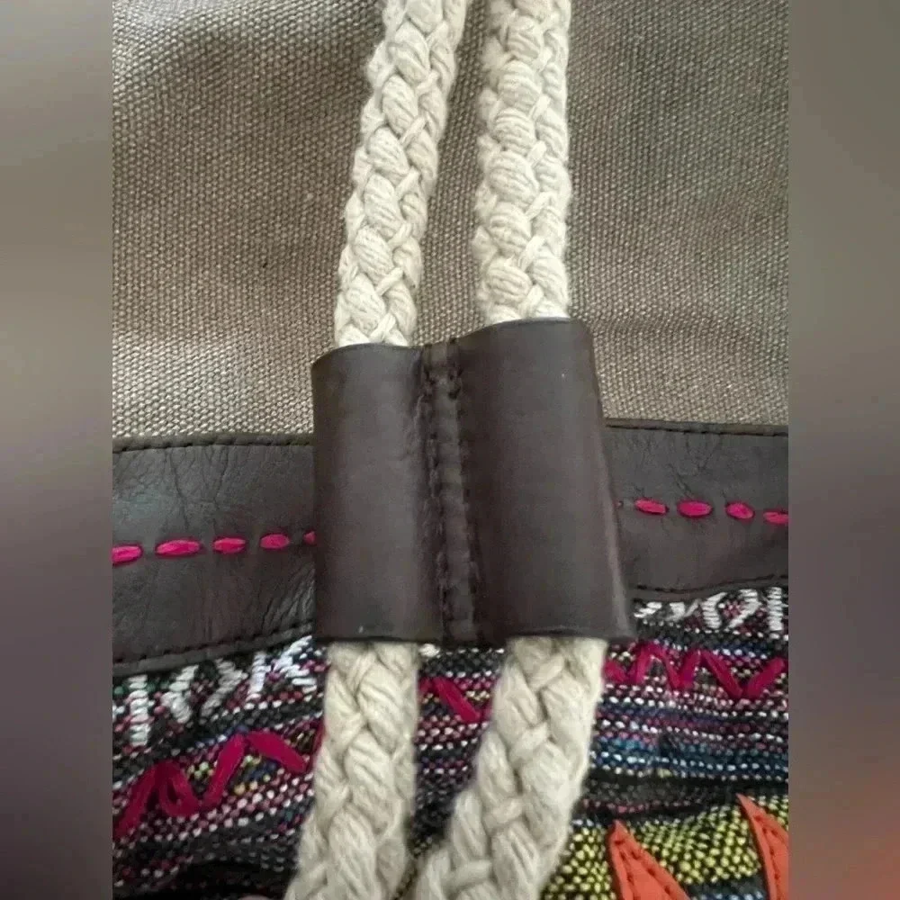 Toms bucket bag